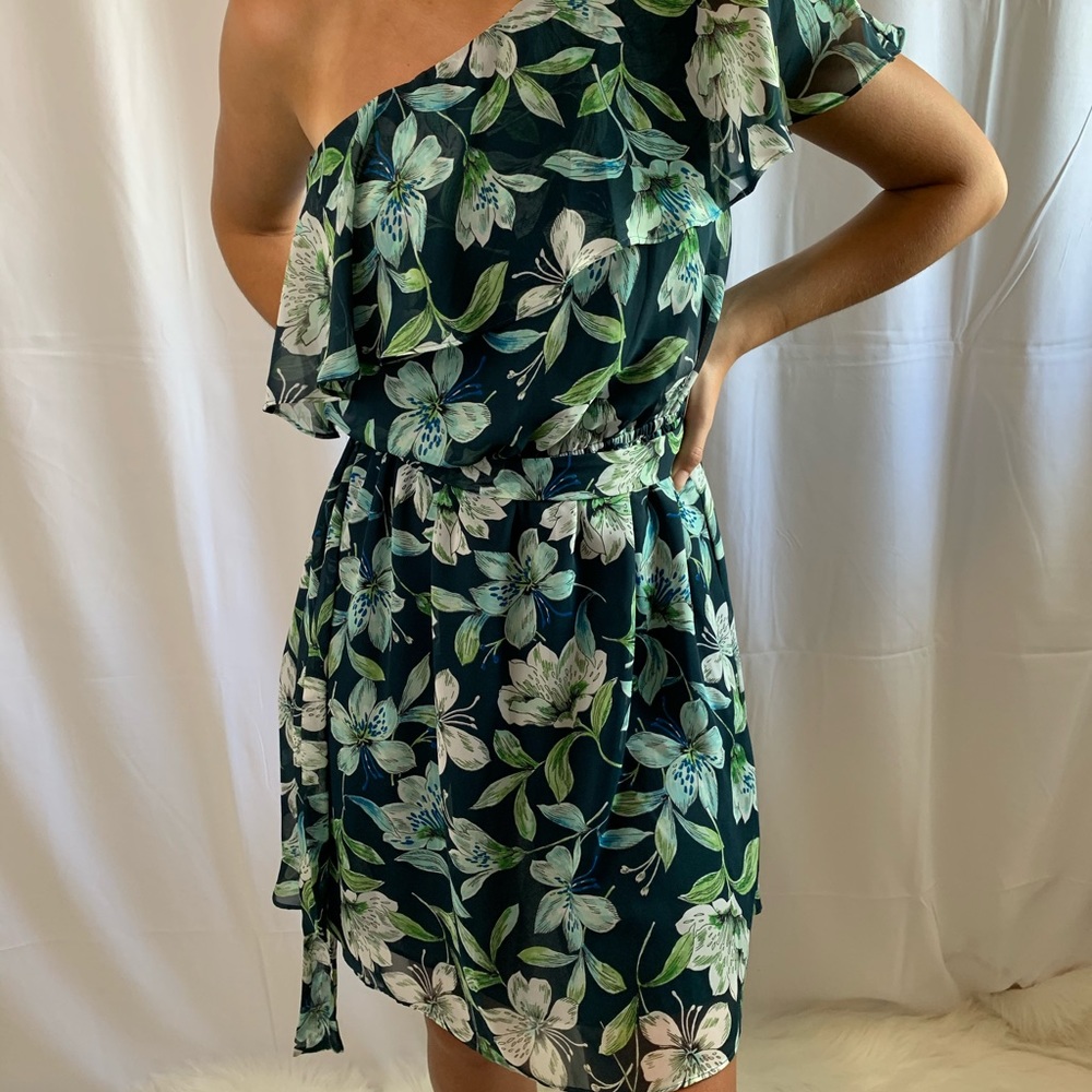 NWT Eliza J gorgeous dress!